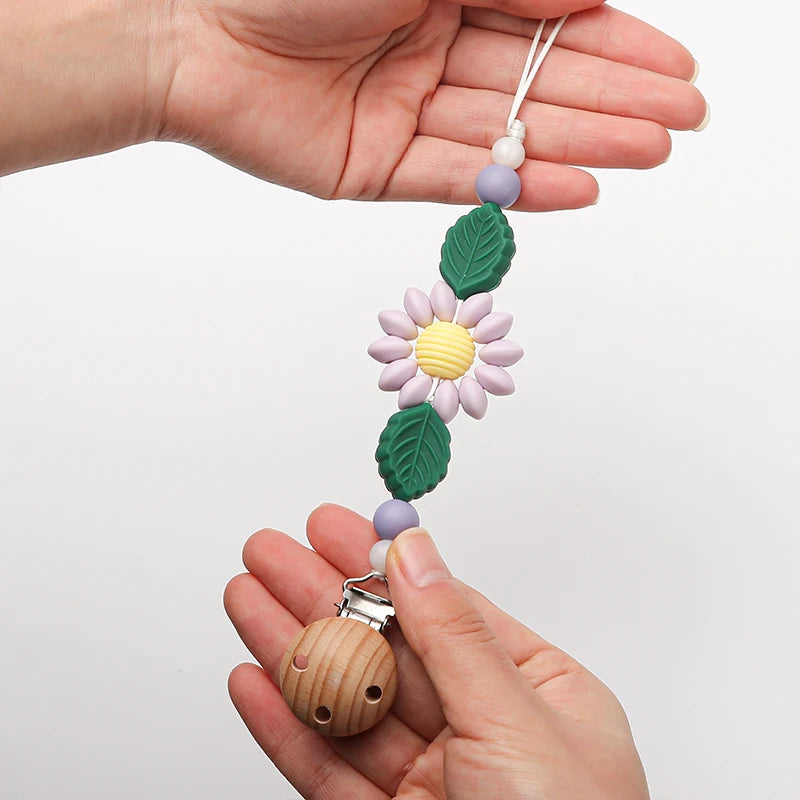Cadena de Chupete de Silicona y Madera – Diseño Floral