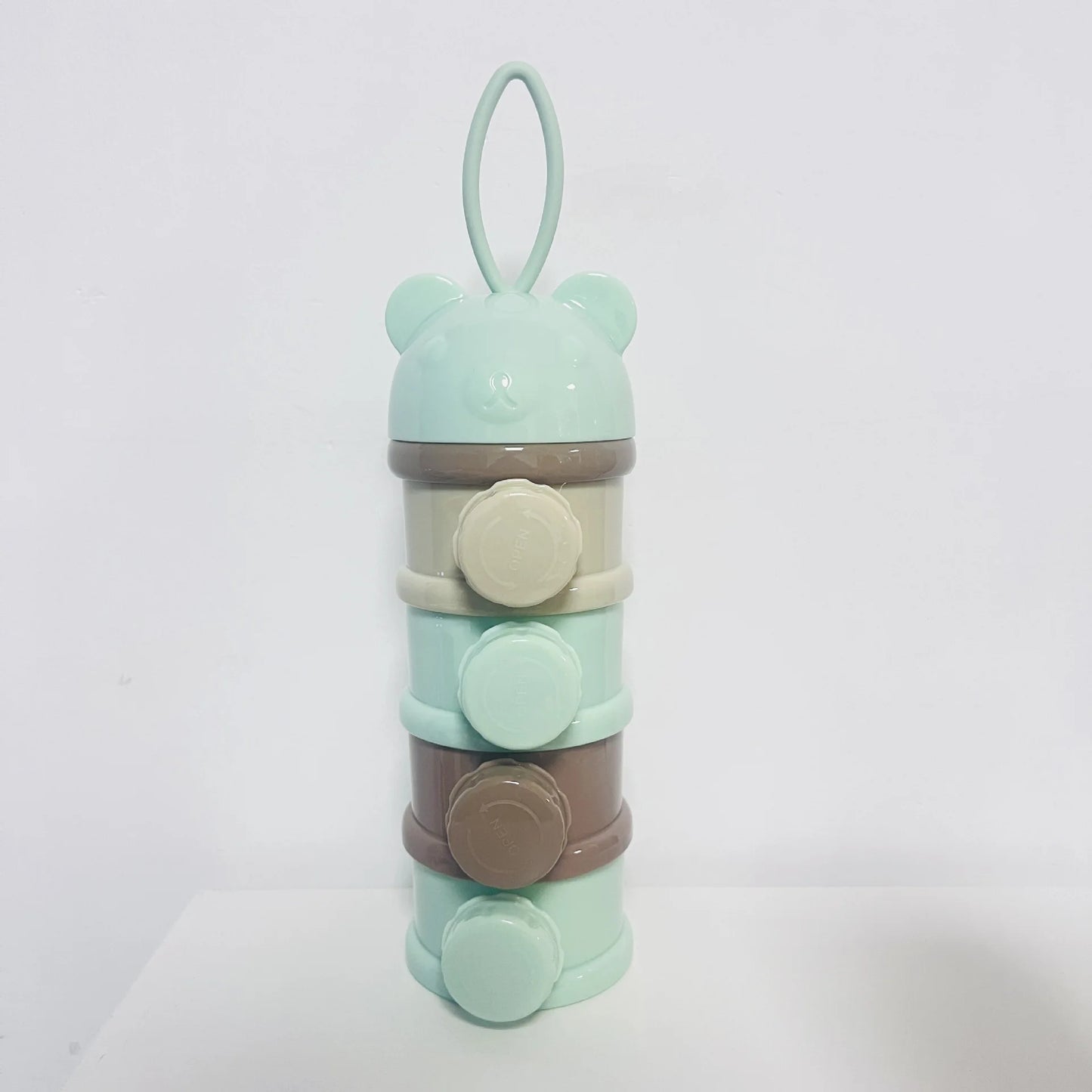 Caja de leche en polvo portátil estilo oso de 4 capas