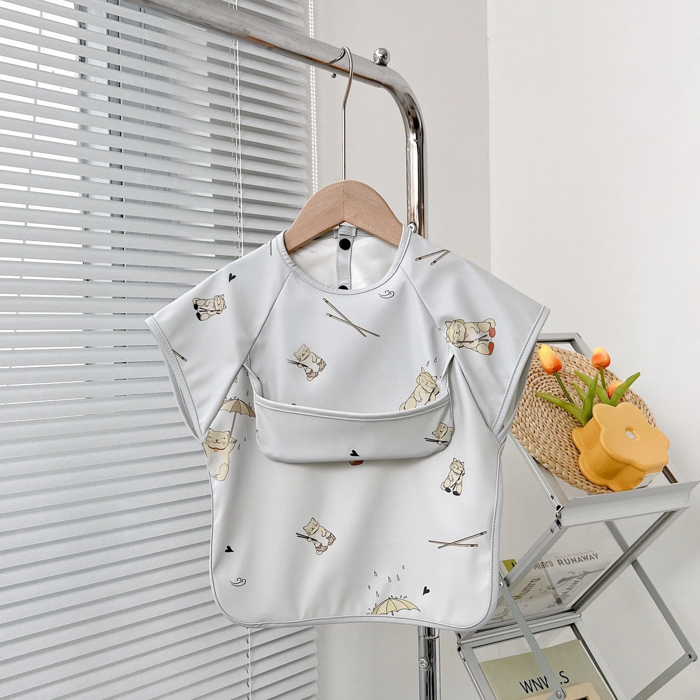 Babero Impermeable de Manga Corta (PU) – Animales