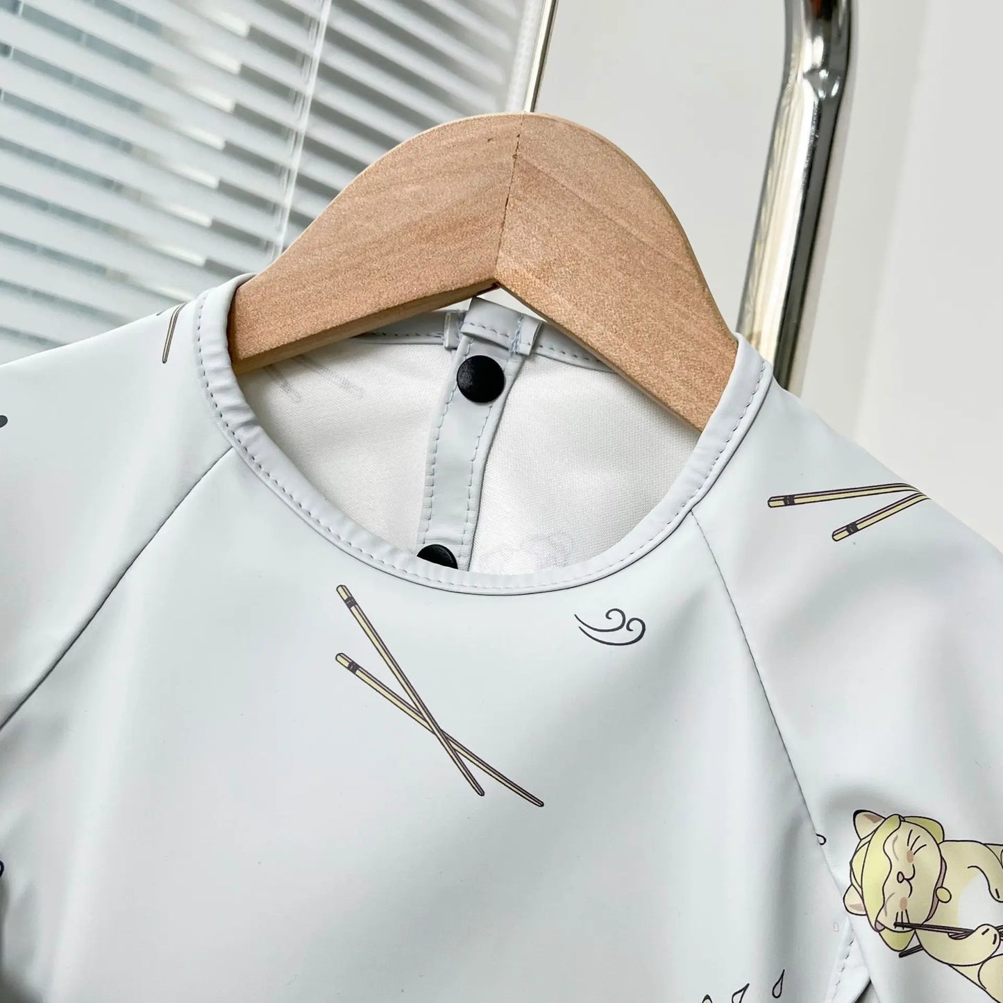 Babero Impermeable de Manga Corta (PU) – Animales