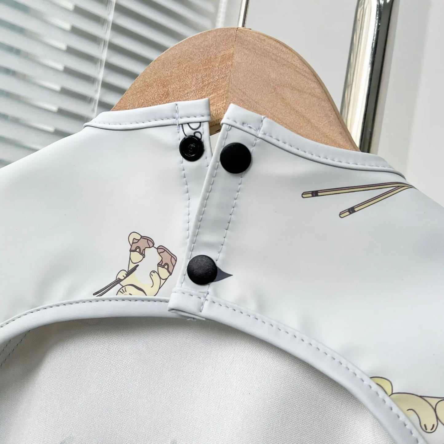Babero Impermeable de Manga Corta (PU) – Animales
